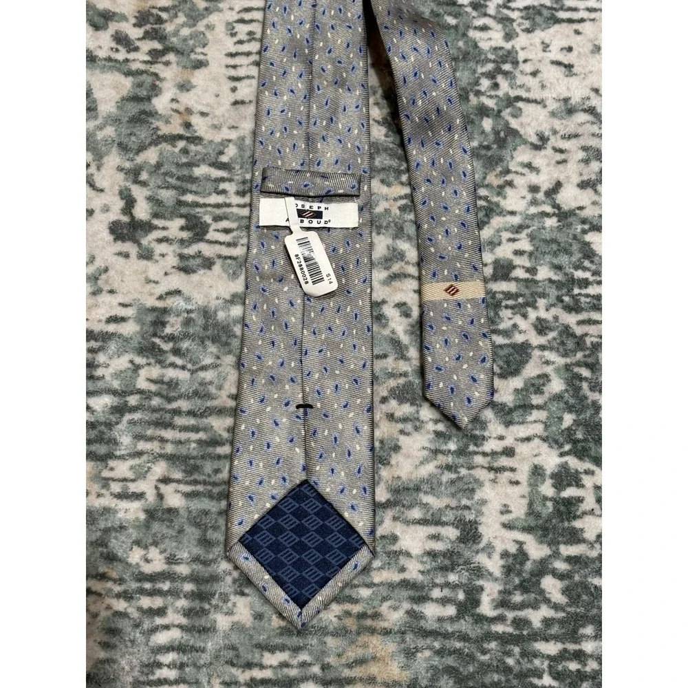 NWT Joseph Avoid Narrow Necktie‎ $65